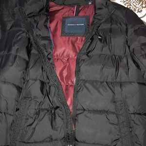 Black Tommy Hilfiger bubble coat! Size small!